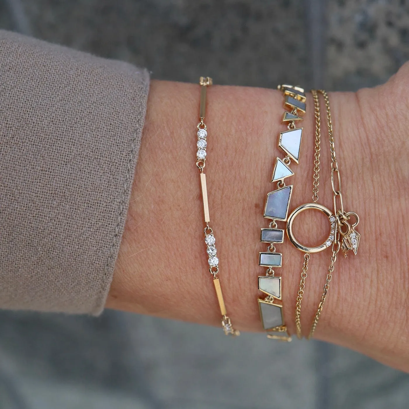 14k 5 Pave Diamond Small Circle Bracelet