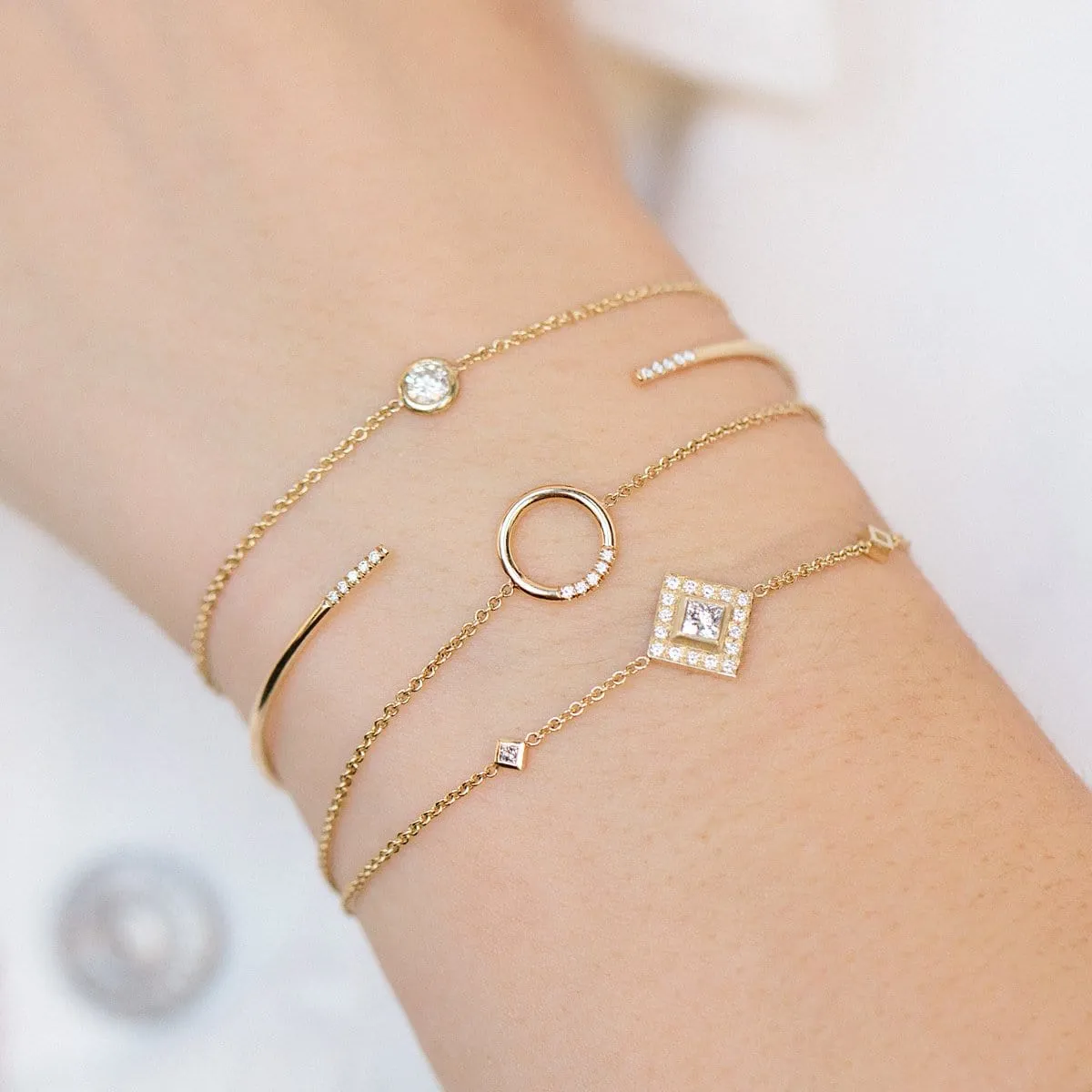 14k 5 Pave Diamond Small Circle Bracelet