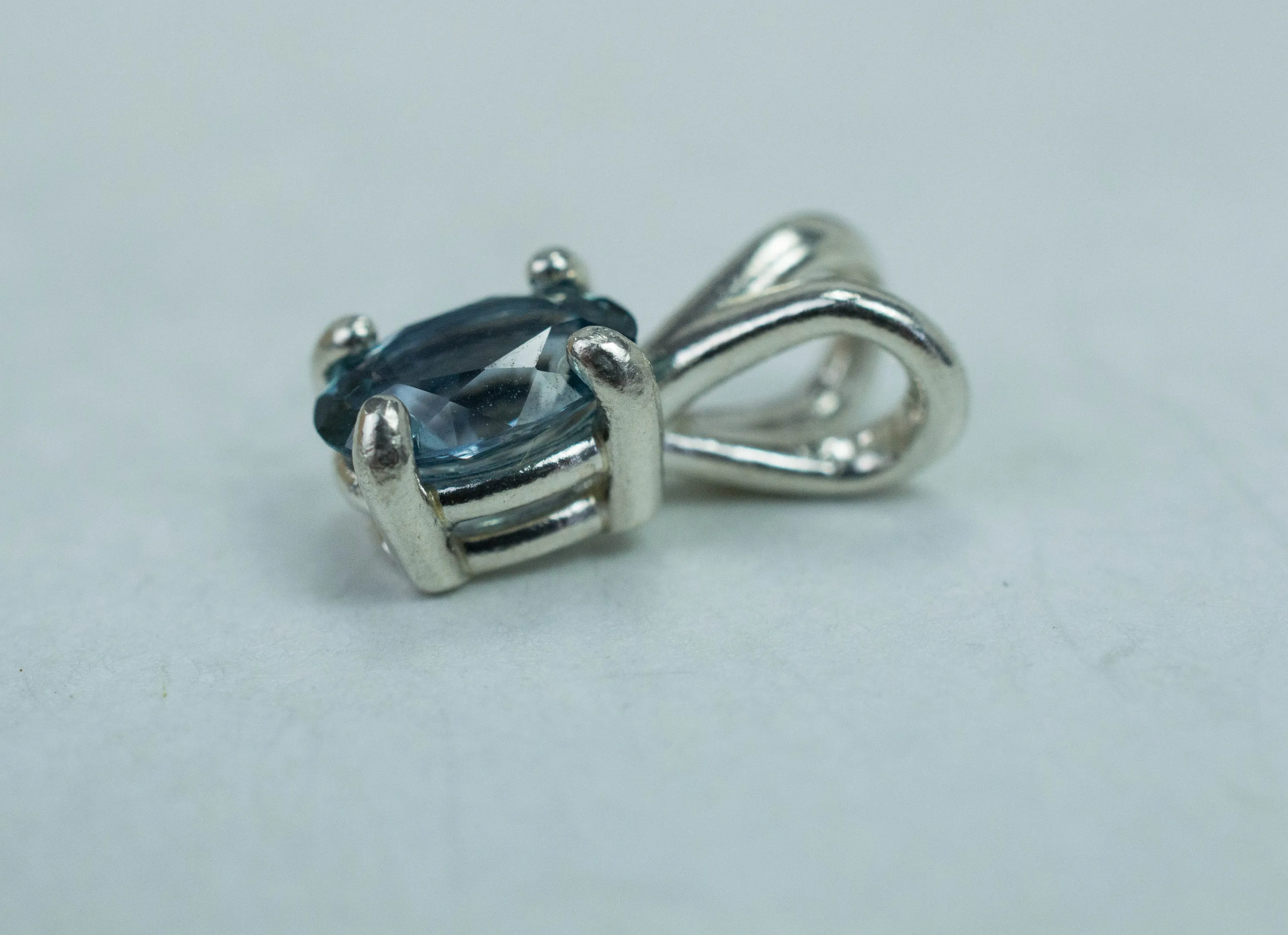 Montana Sapphire Pendant; Genuine USA Sapphire
