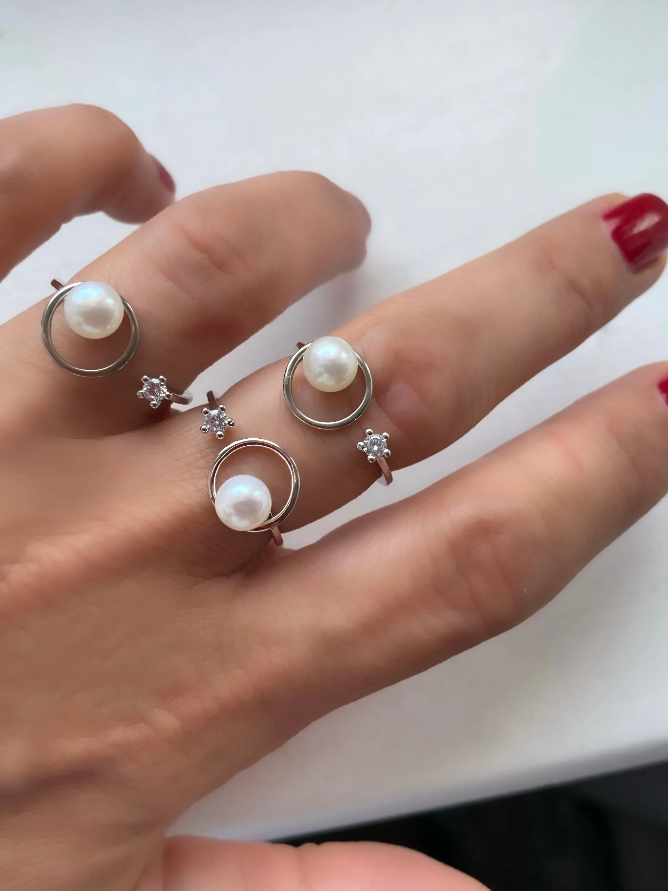 Pearl Ring with single clear zircon - Adjustable
