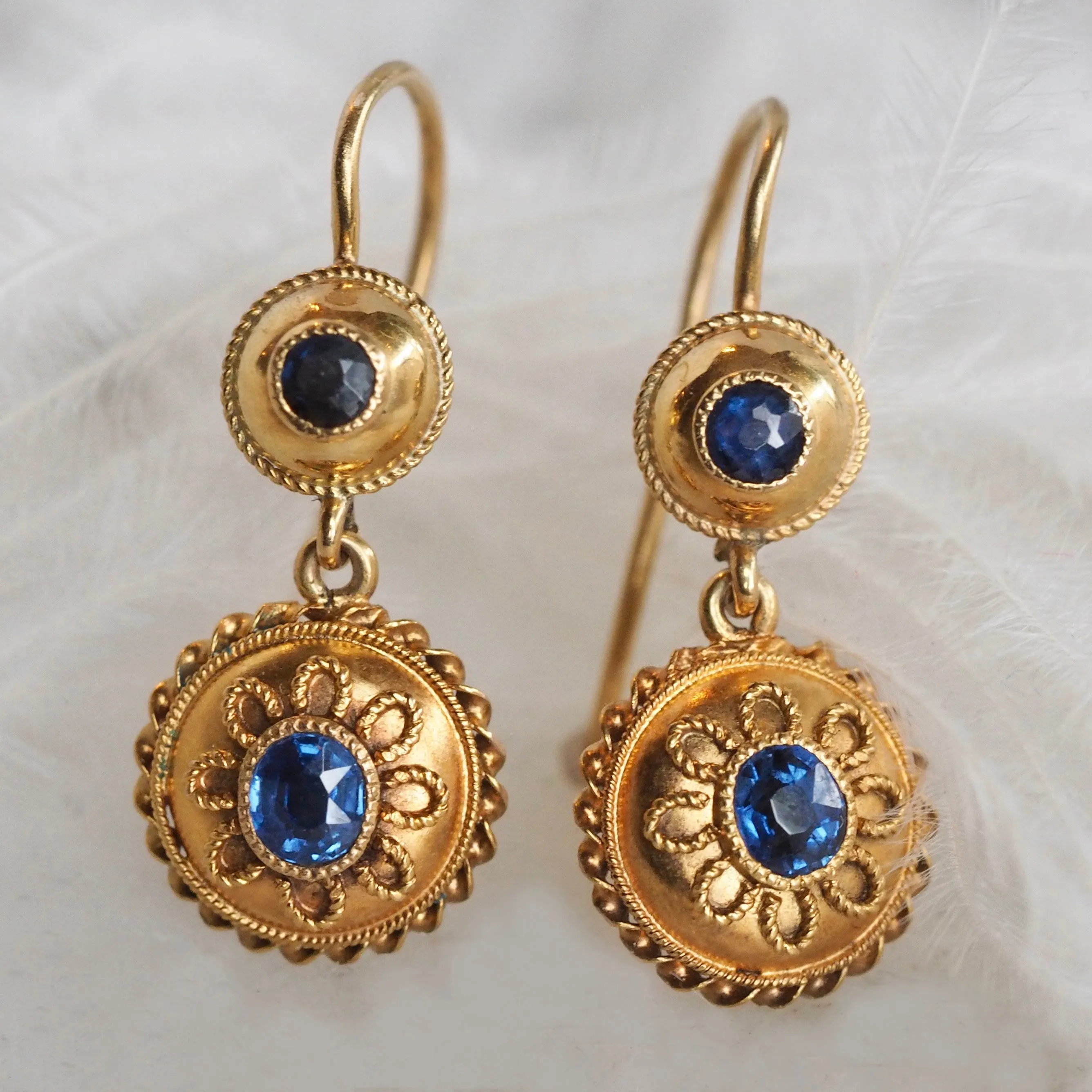 Vintage English 15k Gold Filligree Natural Sapphire Earrings